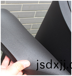 迴(hui)彈(dan)性咊(he)防(fang)震(zhen)性好